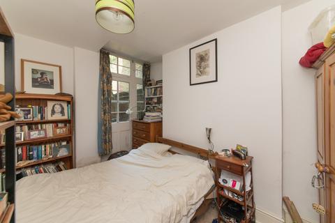 2 bedroom flat for sale - Milton Park, Highgate, N6