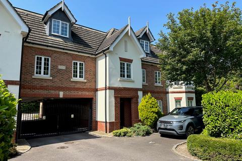 2 bedroom apartment to rent, Fernbank Road, Ascot SL5