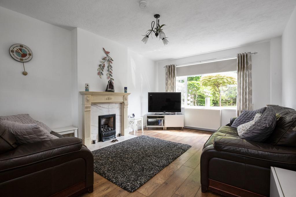 23 Buckstone Drive, Edinburgh, EH10 6PH 3 bed detached house for sale