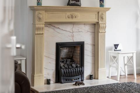 23 Buckstone Drive, Edinburgh, EH10 6PH