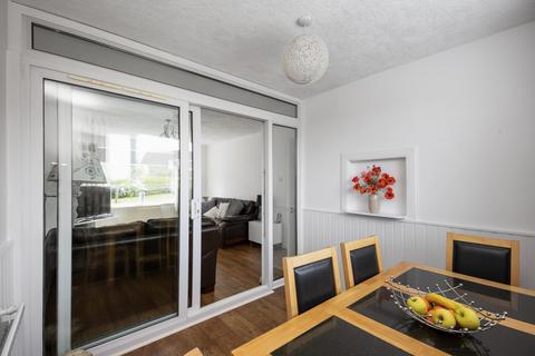 23 Buckstone Drive, Edinburgh, EH10 6PH