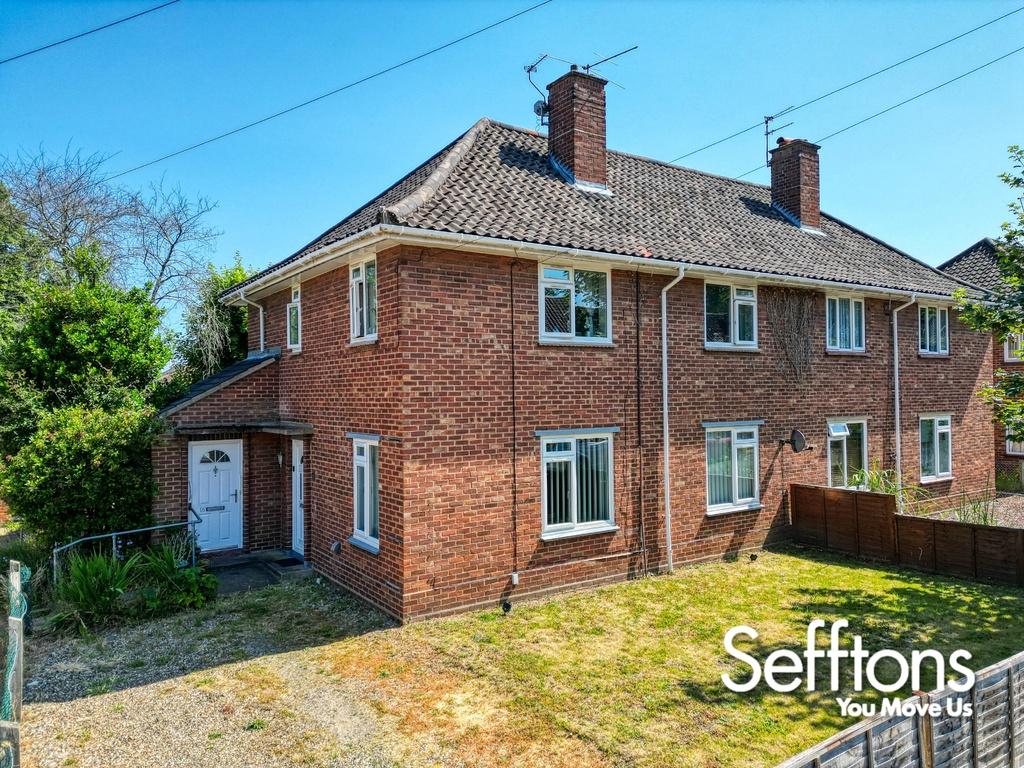 Rolleston Close, Norwich 2 bed flat for sale £170,000