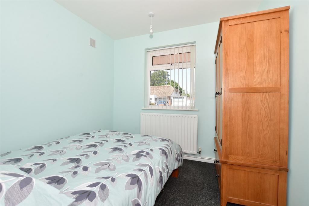 Northwood Road, Broadstairs, Kent 2 bed semidetached bungalow for sale