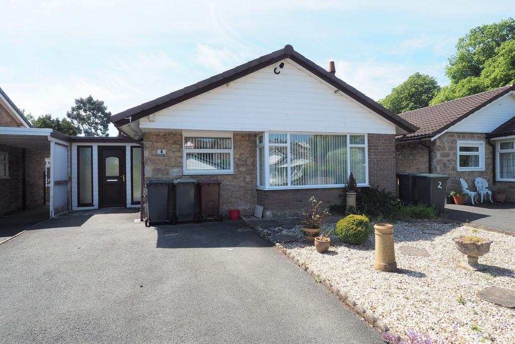 Park View Drive, ChapelEnLeFrith, SK23 2 bed detached bungalow £