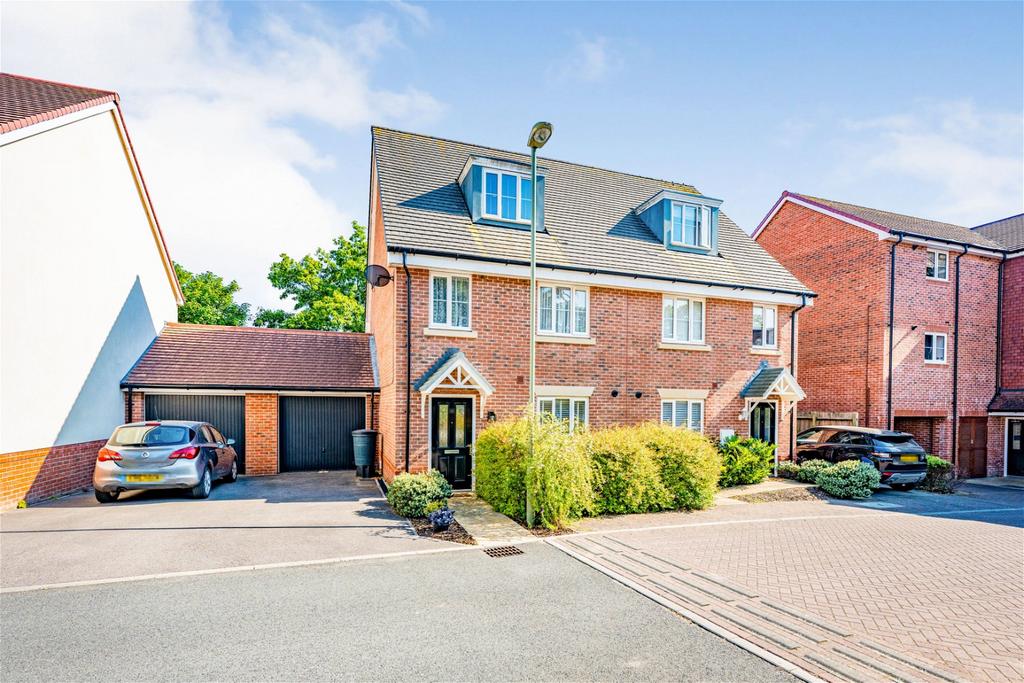 Prospect Road, Southampton SO19 4 bed semidetached house for sale £