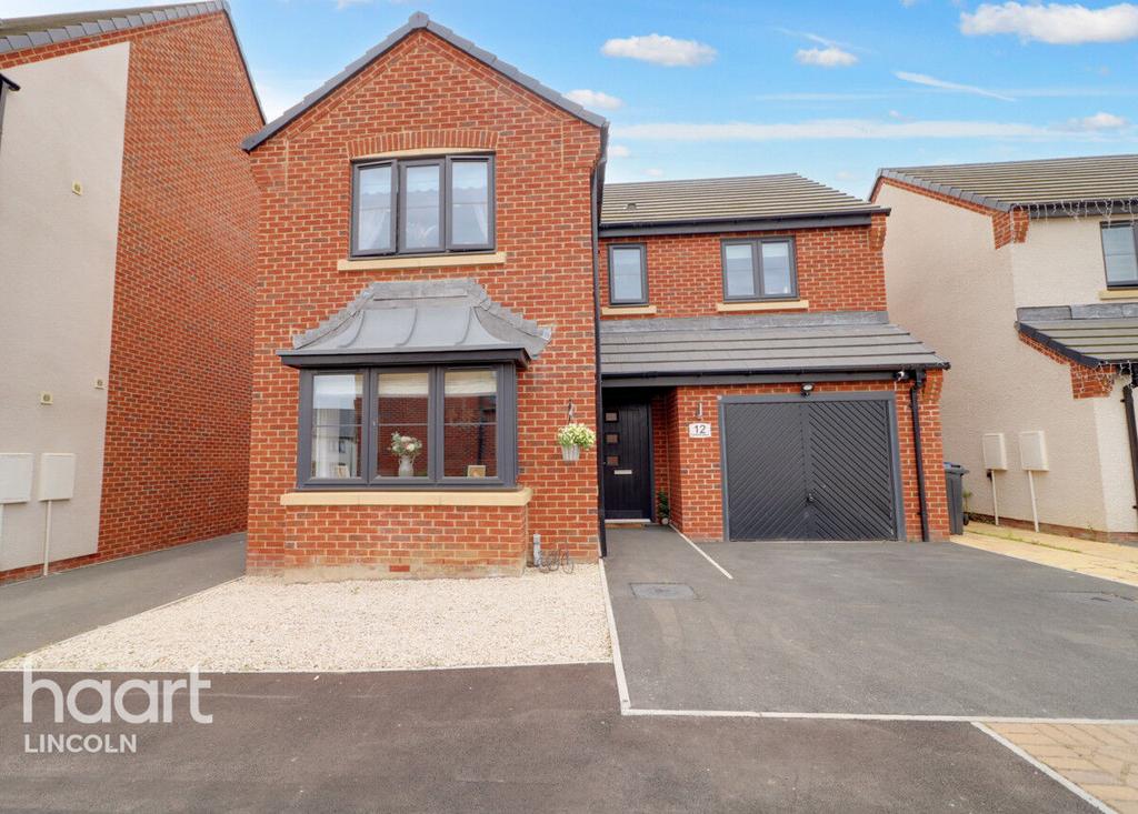 Lambert Place, Saxilby 4 bed detached house for sale £335,000