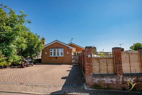 91 Hallow Road, Worcester, WR2 6DF