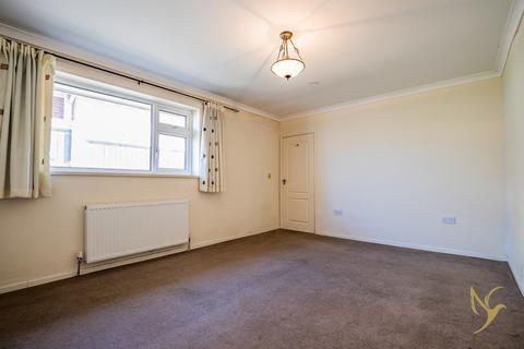 91 Hallow Road, Worcester, WR2 6DF