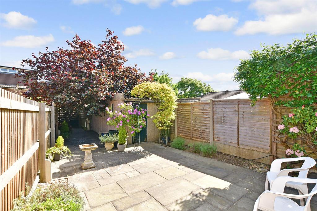 Pattens Lane, Chatham, Kent 3 bed end of terrace house for sale £325,000
