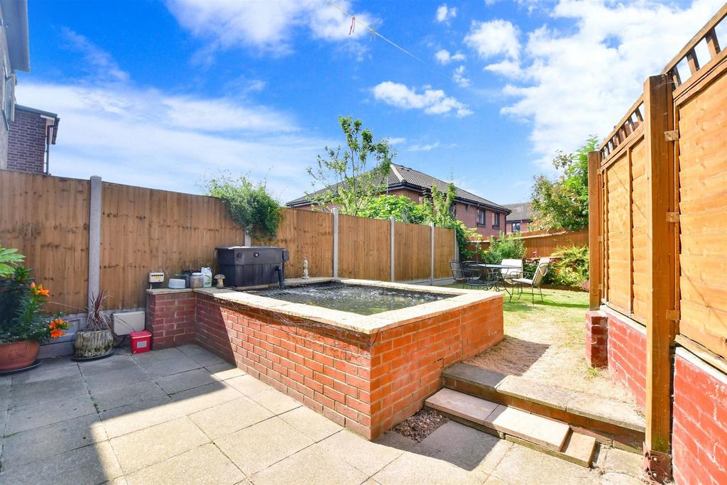 Longacre Road, Walthamstow 3 bed semidetached house for sale £550,000