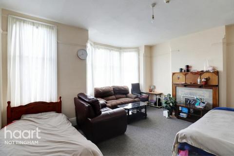 3 bedroom duplex to rent, Sneinton Dale, Nottingham