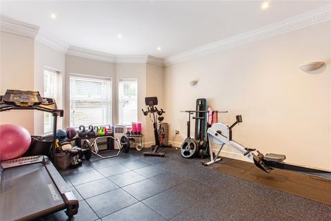 2 Alpine Close, Ascot, SL5 9WB