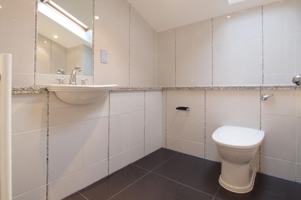 Bedroom 4 En Suite
