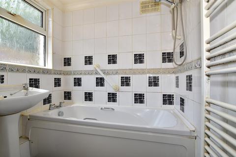 3 Church Path, Northfleet, Gravesend, DA11 9ET