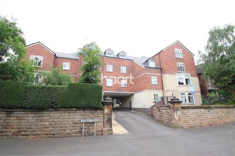 2 bedroom flat to rent, Great Willow Court