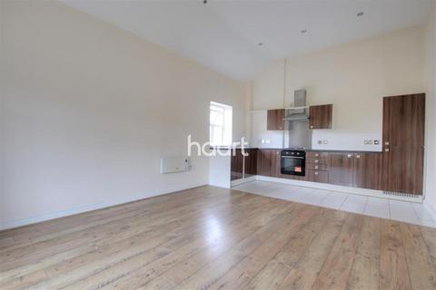 2 bedroom flat to rent, Great Willow Court