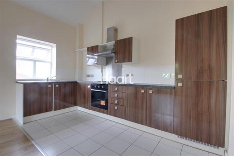 2 bedroom flat to rent, Great Willow Court