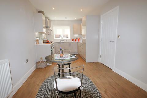 27 Bowling Lane, Billingshurst, RH14 9FT