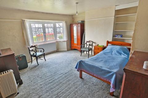 2 bedroom semi-detached house for sale, Coulsdon Road, Coulsdon