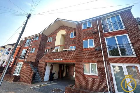 2 bed flat/apartment for rent in Apsley Road, Southsea