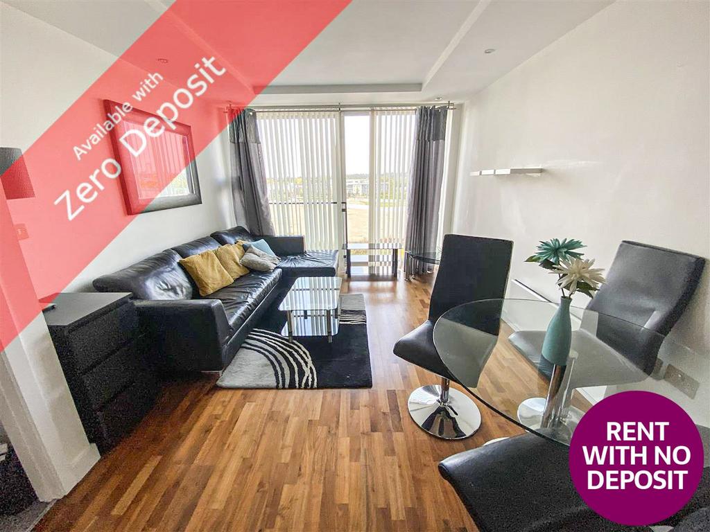 City Loft, 94 The Quays, Salford... 1 bed flat £950 pcm (£219 pw)