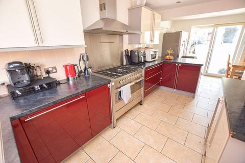 58 Bowring Close, Exeter, EX1 3TU