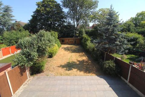 12 Barr Common Road, Walsall, WS9 0SY