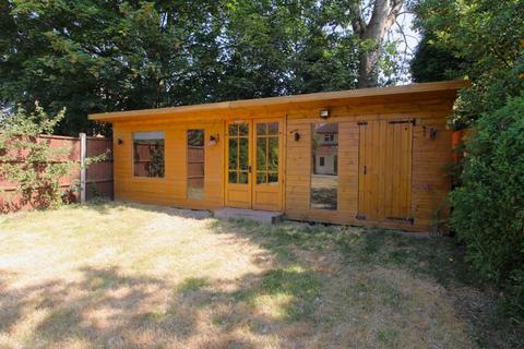 12 Barr Common Road, Walsall, WS9 0SY