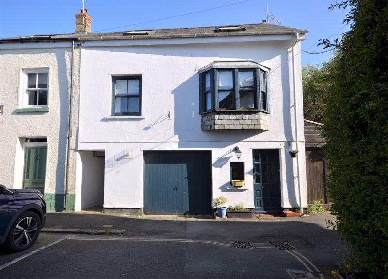 18a Fore Street, Moretonhampstead, Devon 4 bed end of terrace house for