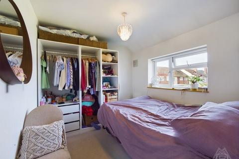 5 Foyle Drive, South Ockendon, RM15 5LX