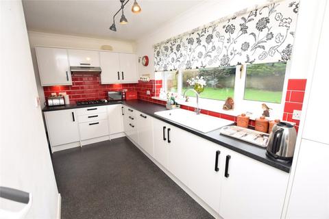 17 Cherrill Gardens, Bude, EX23 8SL