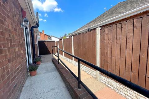 79 Alderson Crescent, Formby, Liverpool, L37 3LY