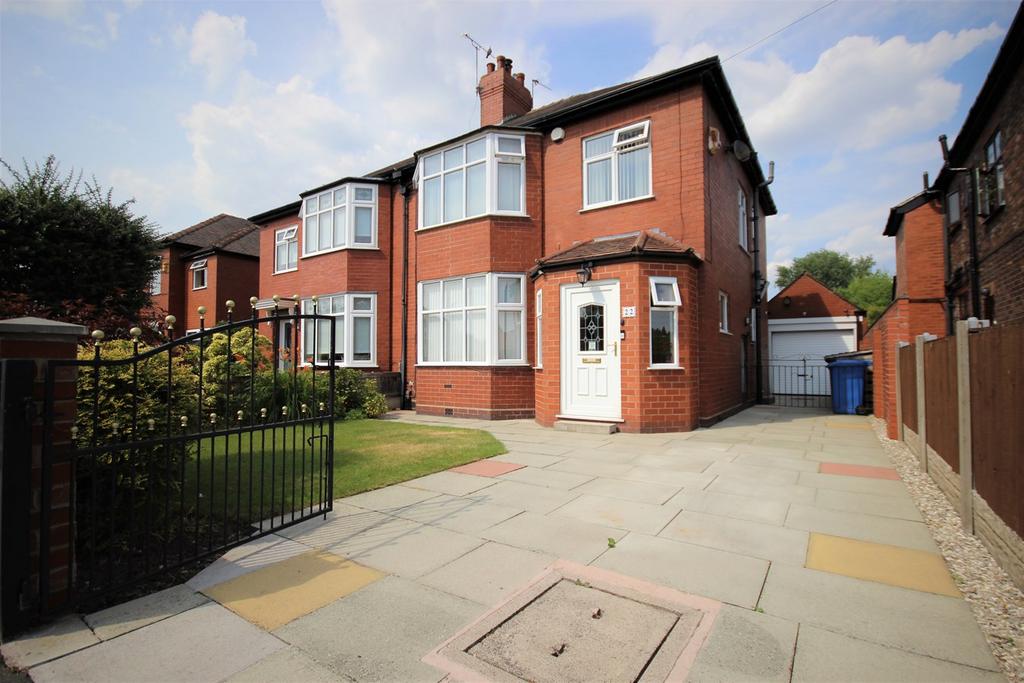 Hall Avenue, Widnes, WA8 3 bed semidetached house for sale £285,000