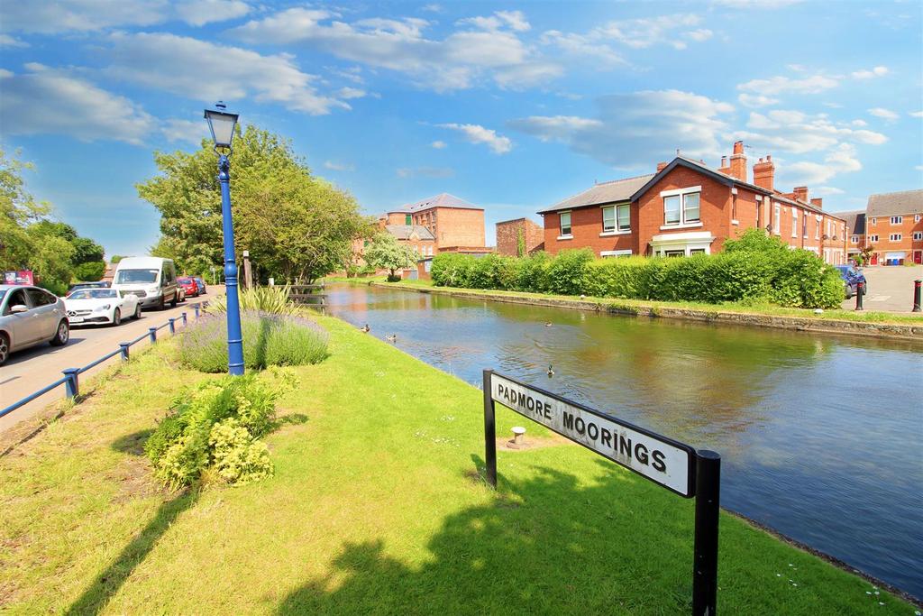 Padmore moorings.jpeg