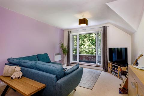 67 Birch Meadow Close, Warwick, CV34 4TZ