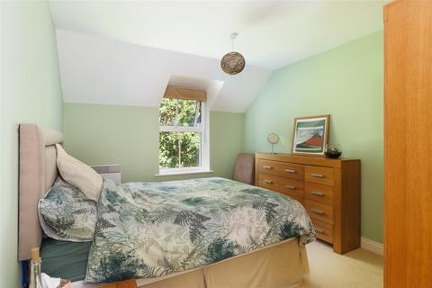 67 Birch Meadow Close, Warwick, CV34 4TZ