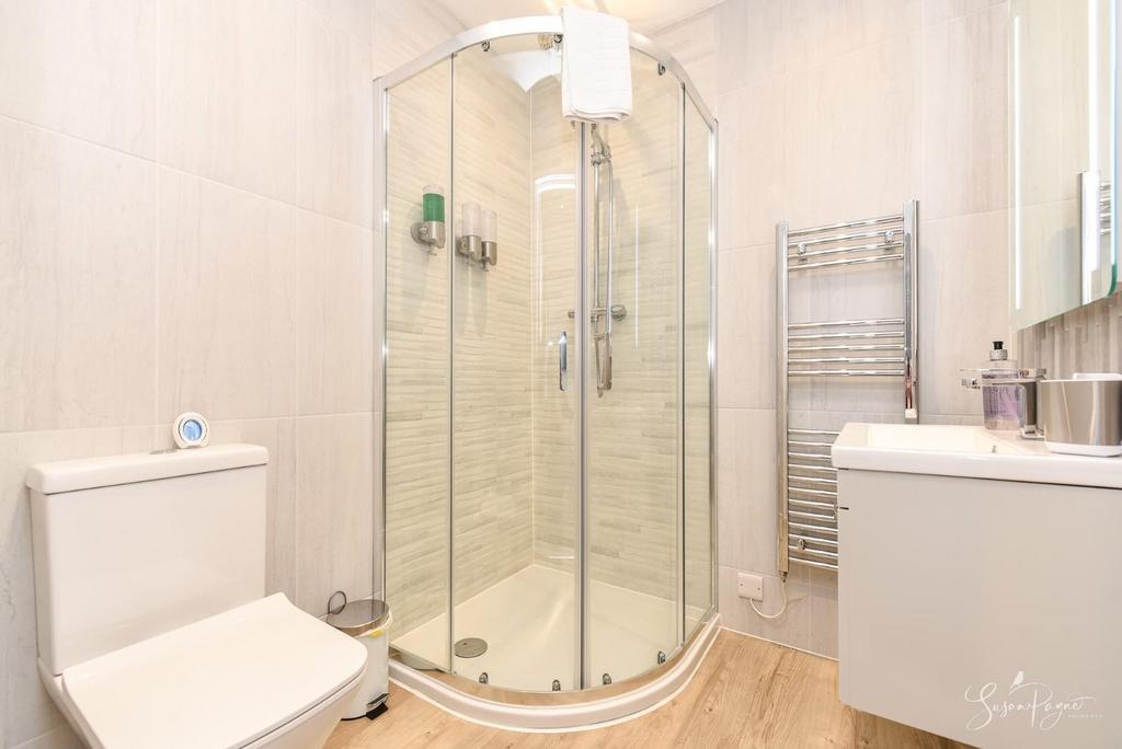 Ground Floor Ensuite