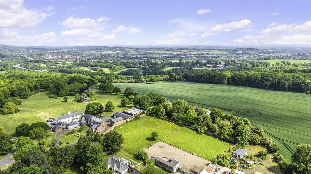 HIGH ROAD, GARDEN COTTAGE DRONE (2).jpg