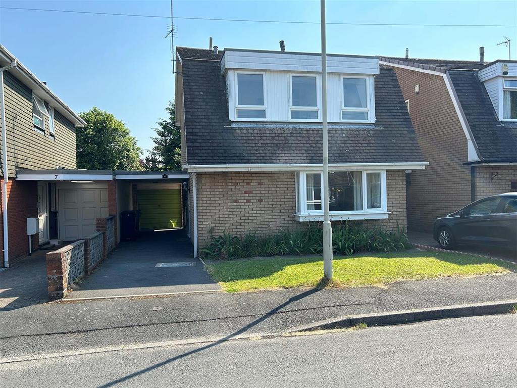 Alder Grove, Halesowen 4 bed link detached house for sale £340,000