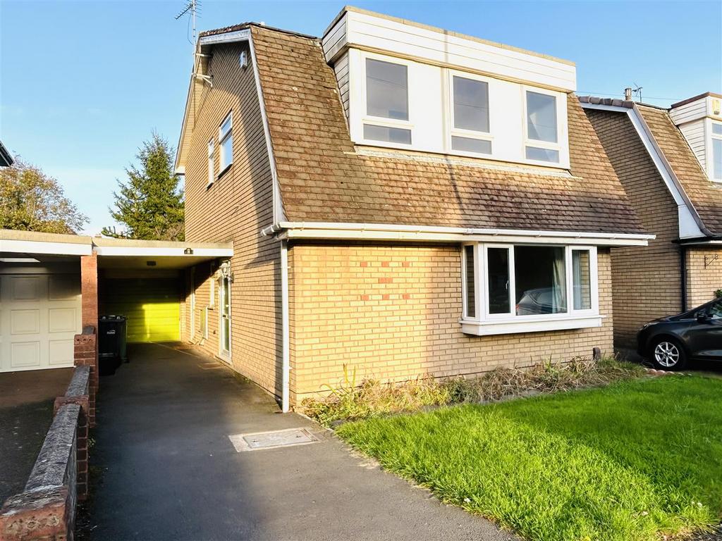 Alder Grove, Halesowen 4 bed link detached house for sale £332,500