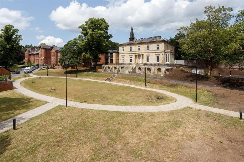 Victoria Road, Headingley, Leeds 2 bed duplex for sale £325,000