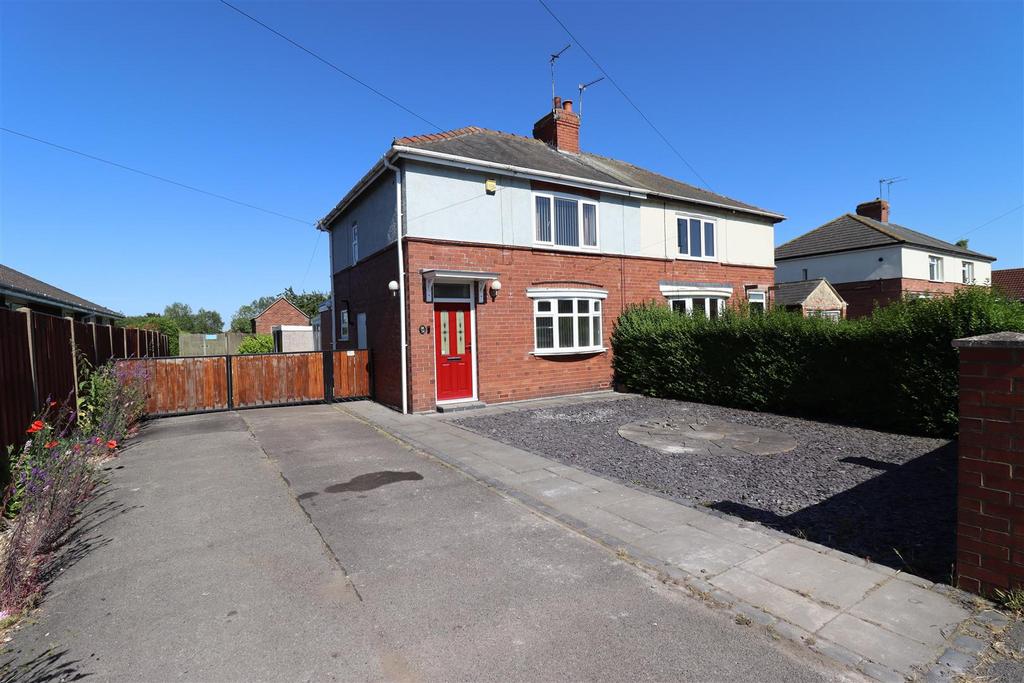 Thimblehall Lane, Newport, Brough 2 bed semidetached house for sale