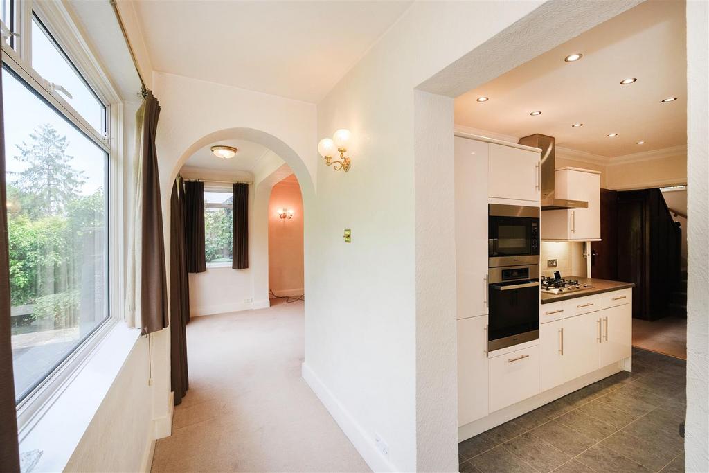 9, Forest Way-3.jpg