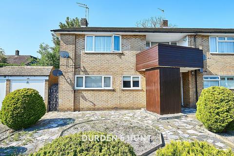 1 Florence Close, Hornchurch, RM12 6LD