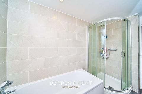1 Florence Close, Hornchurch, RM12 6LD