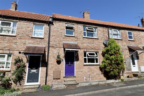 8 Church Close, Market Weighton, York, YO43 3BD