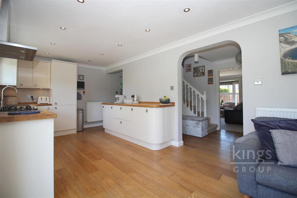 Kitchen one.jpg