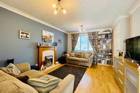 13 Corner Field, Kingsnorth, Ashford, TN23 3NH