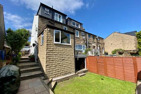 241 Buxton Road, Furness Vale, High Peak, SK23 7PZ