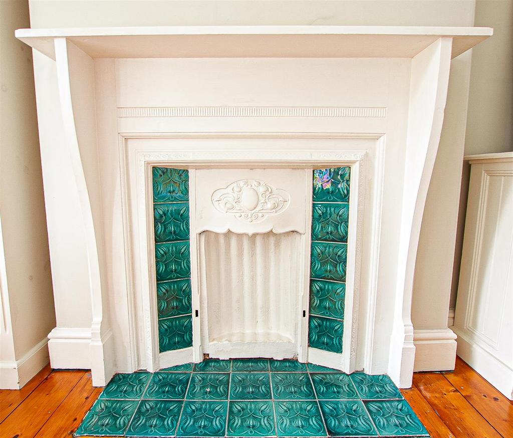 Bedroom 3 Fireplace